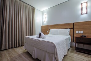 Minibar, wifi gratis y ropa de cama 