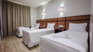 Quarto Triplo Econômico twin