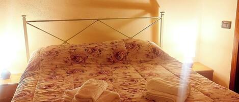 Comfort Condo, Ensuite, Ground Floor | 1 bedroom, free WiFi