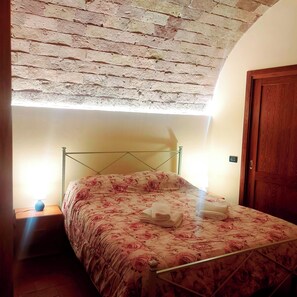 Comfort Condo, Ensuite, Ground Floor | 1 bedroom, free WiFi - IL VECCHIO CONVENTO  (San Gimignano)