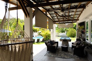 Terrace/patio - Hidden Gem/Cozy Countryside villa w/ back-up Generator, Pool ,event ready (Rio Grande)