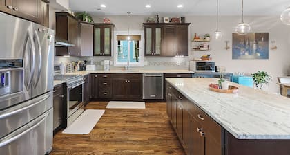 Madrona Bliss A Modern Escape