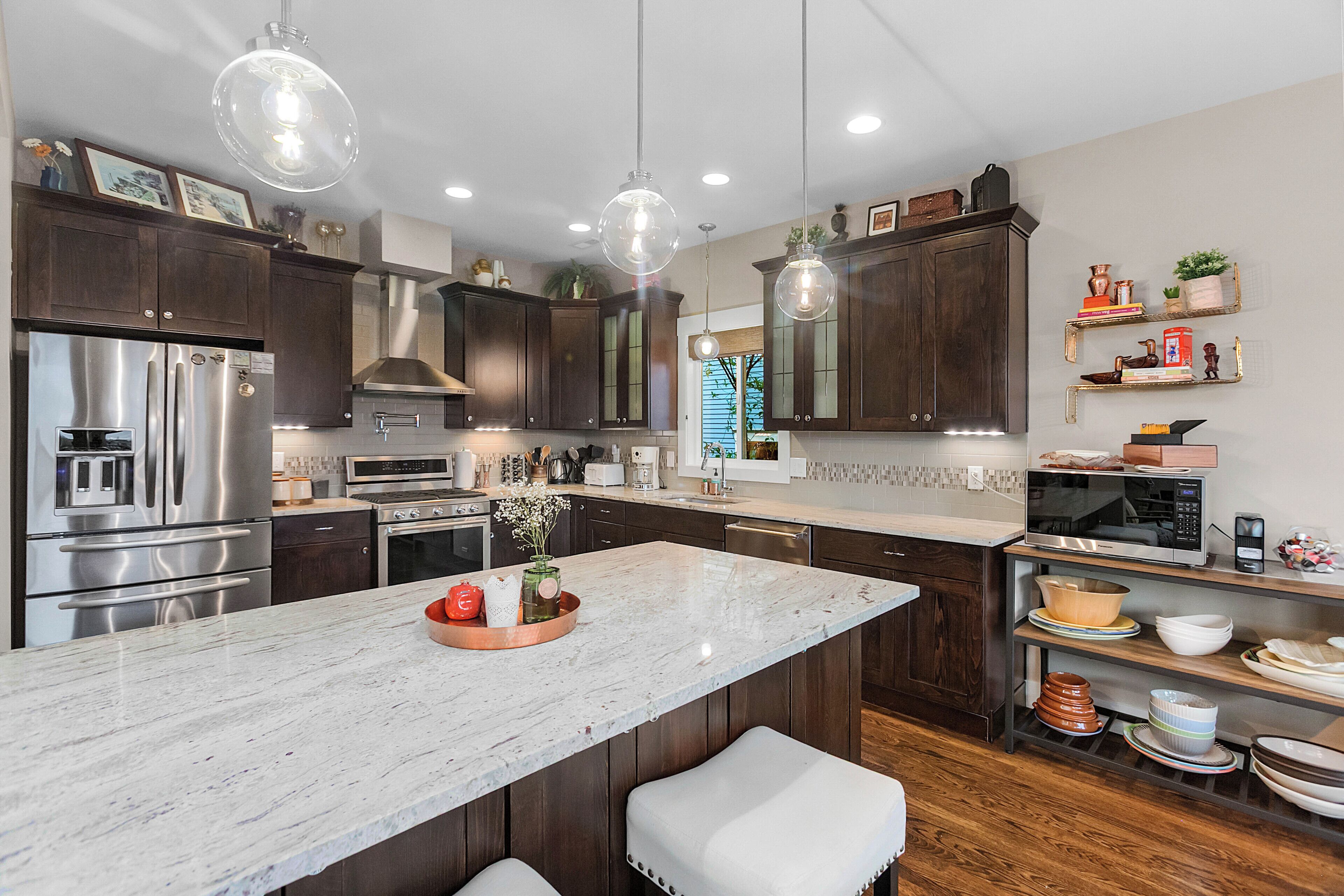 Family Triple Room, Non Smoking | Private kitchen | Coffee/tea maker