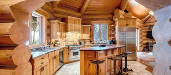 Large Custom Log Estate Sleeping 14 on 50 Acres