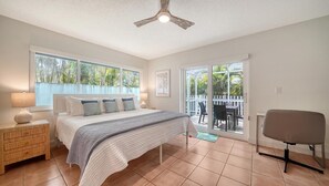 3 Schlafzimmer, Schreibtisch, Bügeleisen/Bügelbrett, kostenloses WLAN