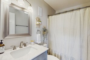 Hair dryer, towels