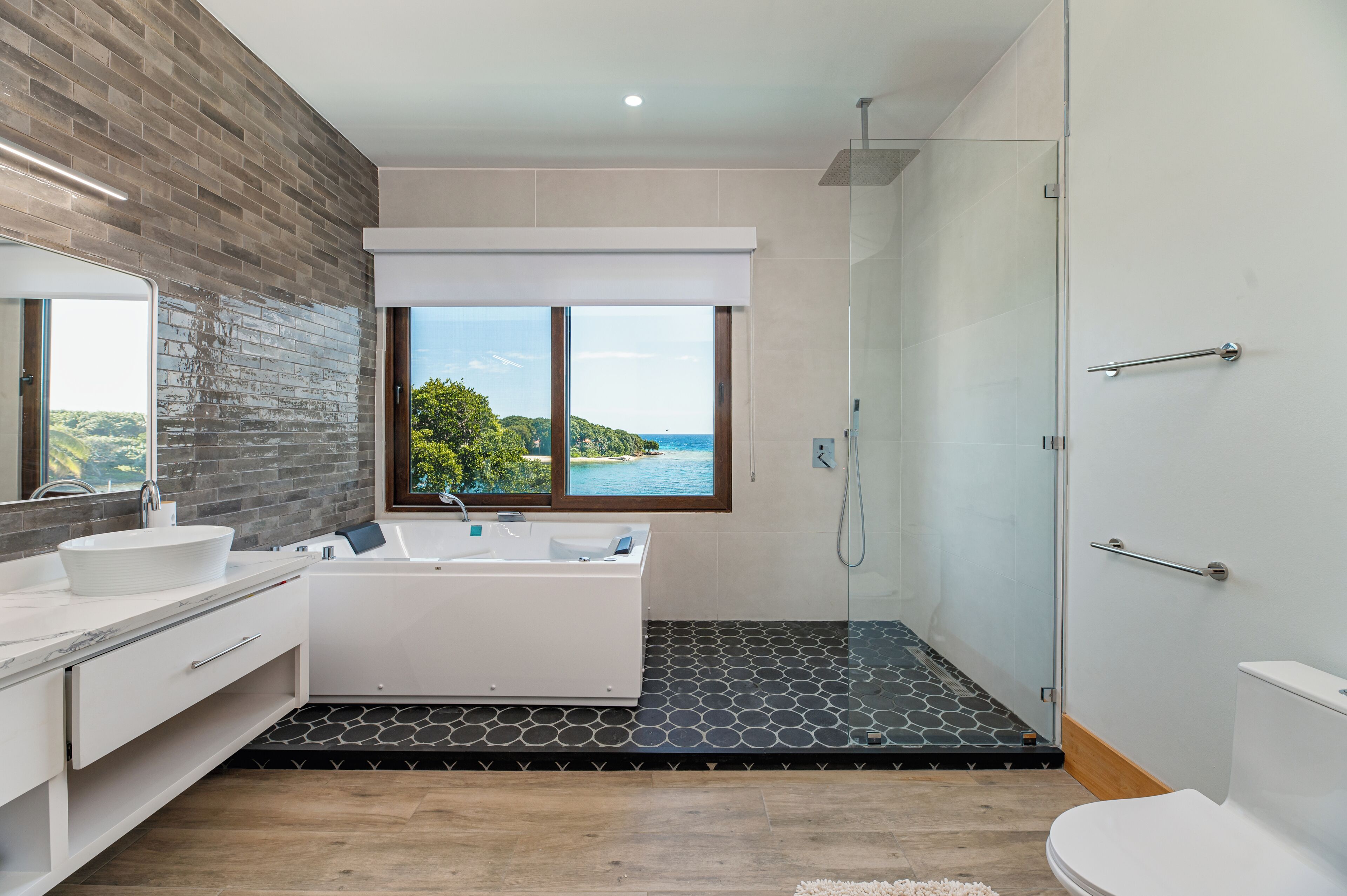 Deluxe House, Sea View | Bilik Mandi | Pancuran mandi, tuala disediakan, tisu tandas 