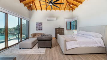 1 bedroom, soundproofing, iron/ironing board, free WiFi