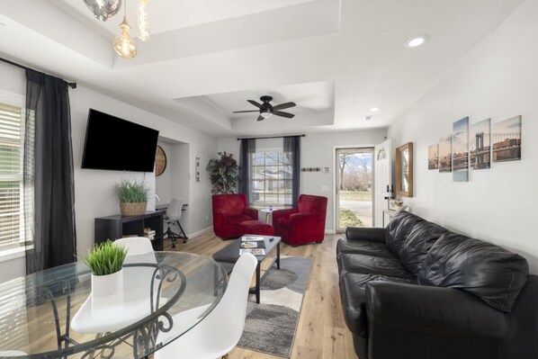 Smart TV, books, music library, stereo