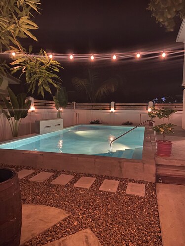 Downtown Dangriga! Style and comfort with a pool. Maya Mountains and sea views.