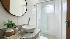 Apartment | Bathroom - Residencial Praia do Sonho (Palhoca)