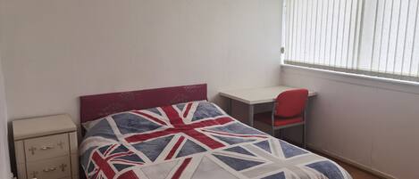 3 makuuhuonetta, vuodevaatteet