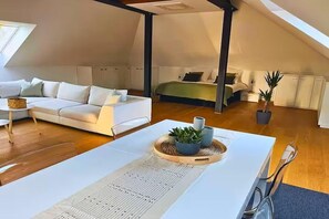 1 bedroom, WiFi, bed sheets - Modern loft in the center of Hattingen (Hattingen)