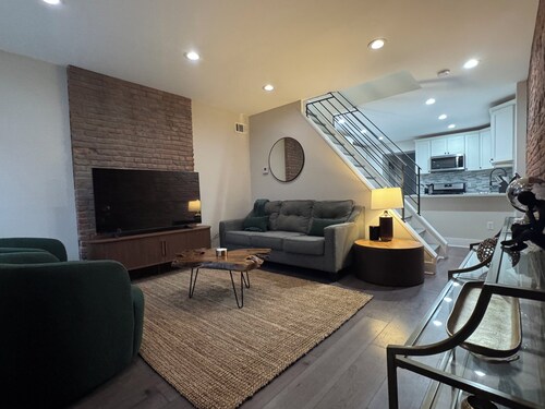 3-bedroom house in bustling Lawrenceville area of Pittsburgh