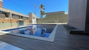 Basic Apartment | Pool