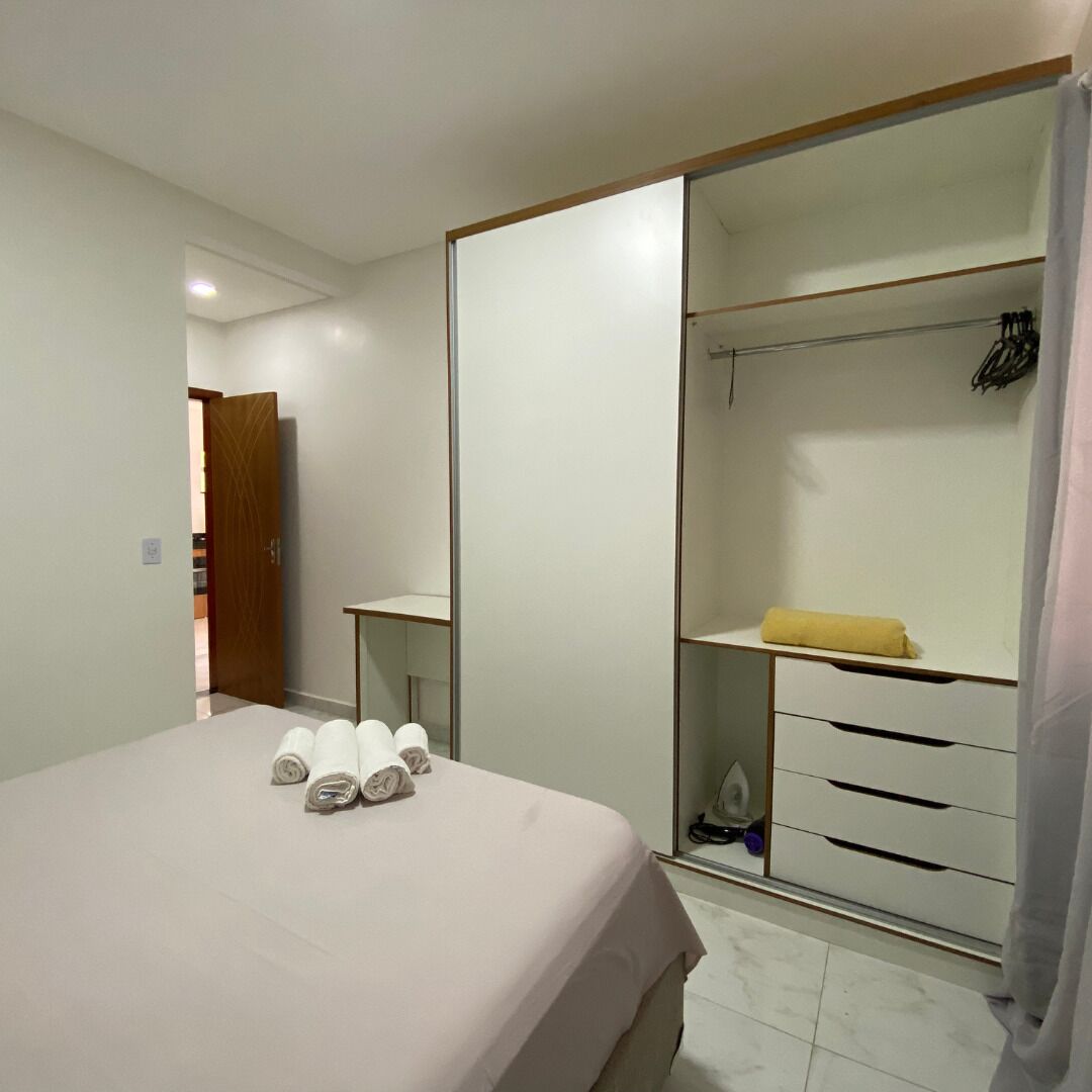 Basic Apartment | 2 bilik tidur, peralatan tempat tidur premium, Wi-fi percuma 
