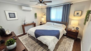 3 bedrooms, iron/ironing board, WiFi, bed sheets - Cozy LA Living (Los Angeles)