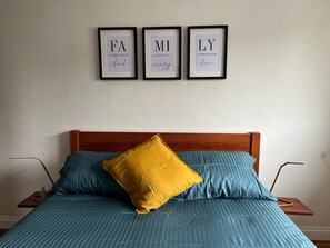 1 bedroom, iron/ironing board, WiFi, bed sheets