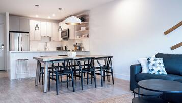 Condo | Khu phòng khách | TV màn hình phẳng