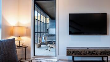 Condo | Khu phòng khách | TV màn hình phẳng