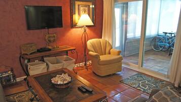 Condo, Multiple Beds, Pool Access, Ocean View (Sea Cloisters 101F) | Living area