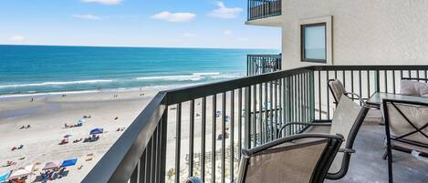 Appart'hôtel, plusieurs lits, baignoire à jets, vue océan (Ocean Bay Club 909) | Vue de la chambre