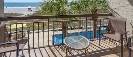 Bloc d'apartaments, diversos llits, accés a la piscina, vistes a la platja (Shoreham Towers 2C) | Vista des de l'habitació