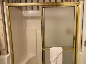 Bathroom - Ocean Keyes 3941 (North Myrtle Beach)