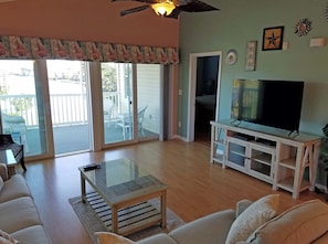 Interior - Ocean Keyes 3941 (North Myrtle Beach)