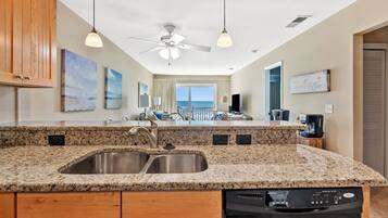 Condo, Multiple Beds, Pool Access, Ocean View (Sea Cloisters 304F) | Interior
