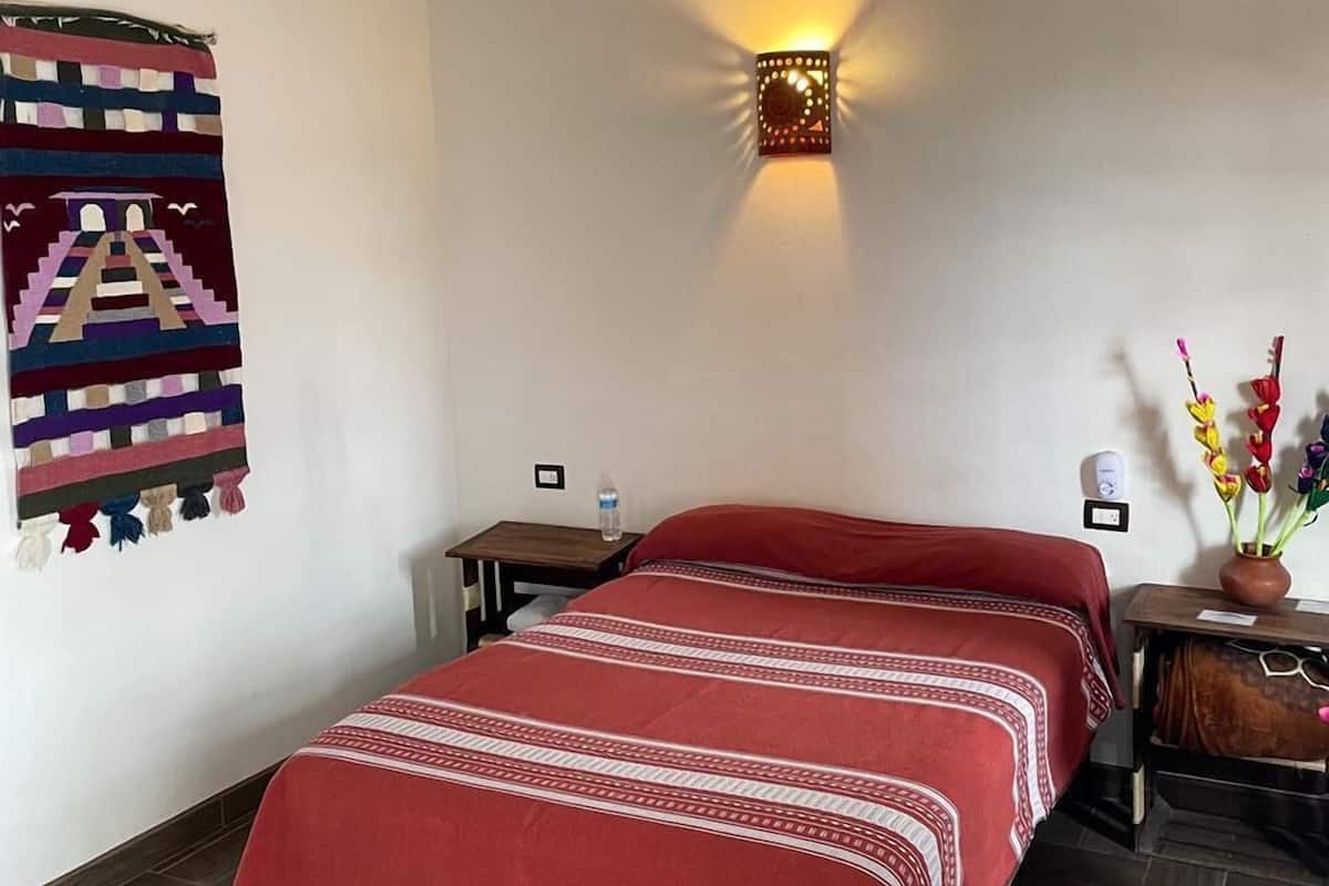 Quarto casal ou duplo conforto, vista para a cidade | Wi-Fi de cortesia