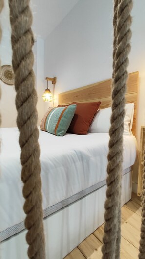 Fer et planche à repasser, Wi-Fi gratuit, draps fournis