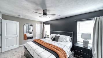 3 bedrooms, iron/ironing board, WiFi, bed sheets