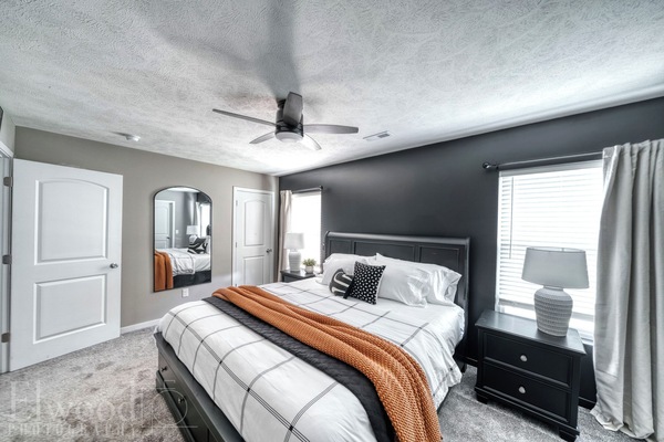 3 quartos, ferros/tábuas de passar roupa, Wi-Fi, roupa de cama