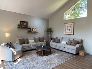 Living area - Cul-de-Sac Dream (College Station)