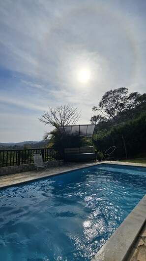Piscine extérieure, piscine chauffée
