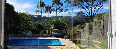 Outdoor pool, a heated pool