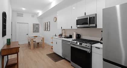 Luxury Duplex in Hoboken 15Min to NYC, Fire Pit