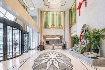 Xinchunlan International Hotel