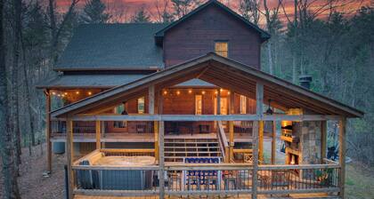 New Listing Discount! Modern. Arcade Games. Ping Pong.Jacuzzi. Fire.King Beds