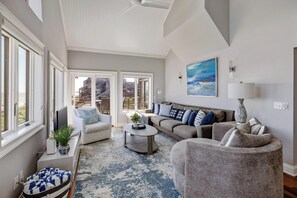 TV - Beachfront Condo on Kiawah – 2 Balconies, Sleeps 6, Steps to Sand (Kiawah Island)