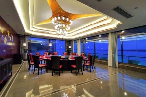 Unclassified image, 3 of 108, button - Mingzhu Lake Resort (Shanghai)