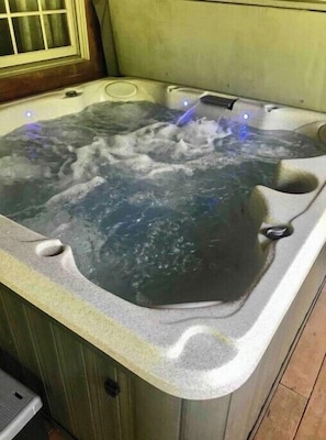 Bain à remous intérieur