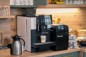 Tägliches Frühstücksbuffet gegen Gebühr