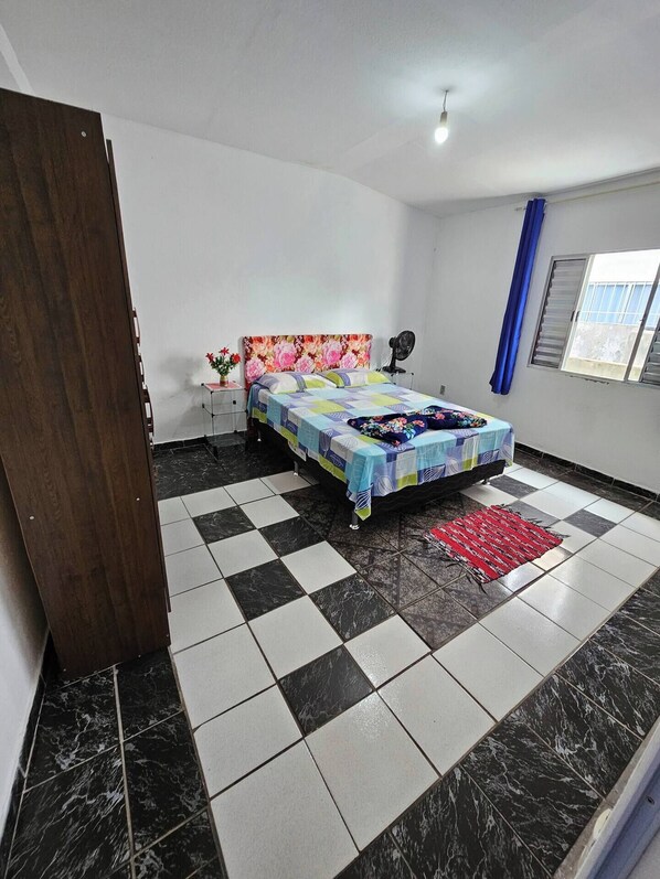 2 slaapkamers, wifi, beddengoed