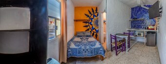 Fabulous walkable studio with WiFi in centro Puerto Vallarta!