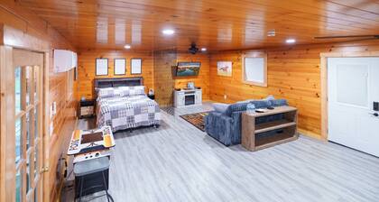 Hot Tub -Mr Leader - Near RRG/Cave Run