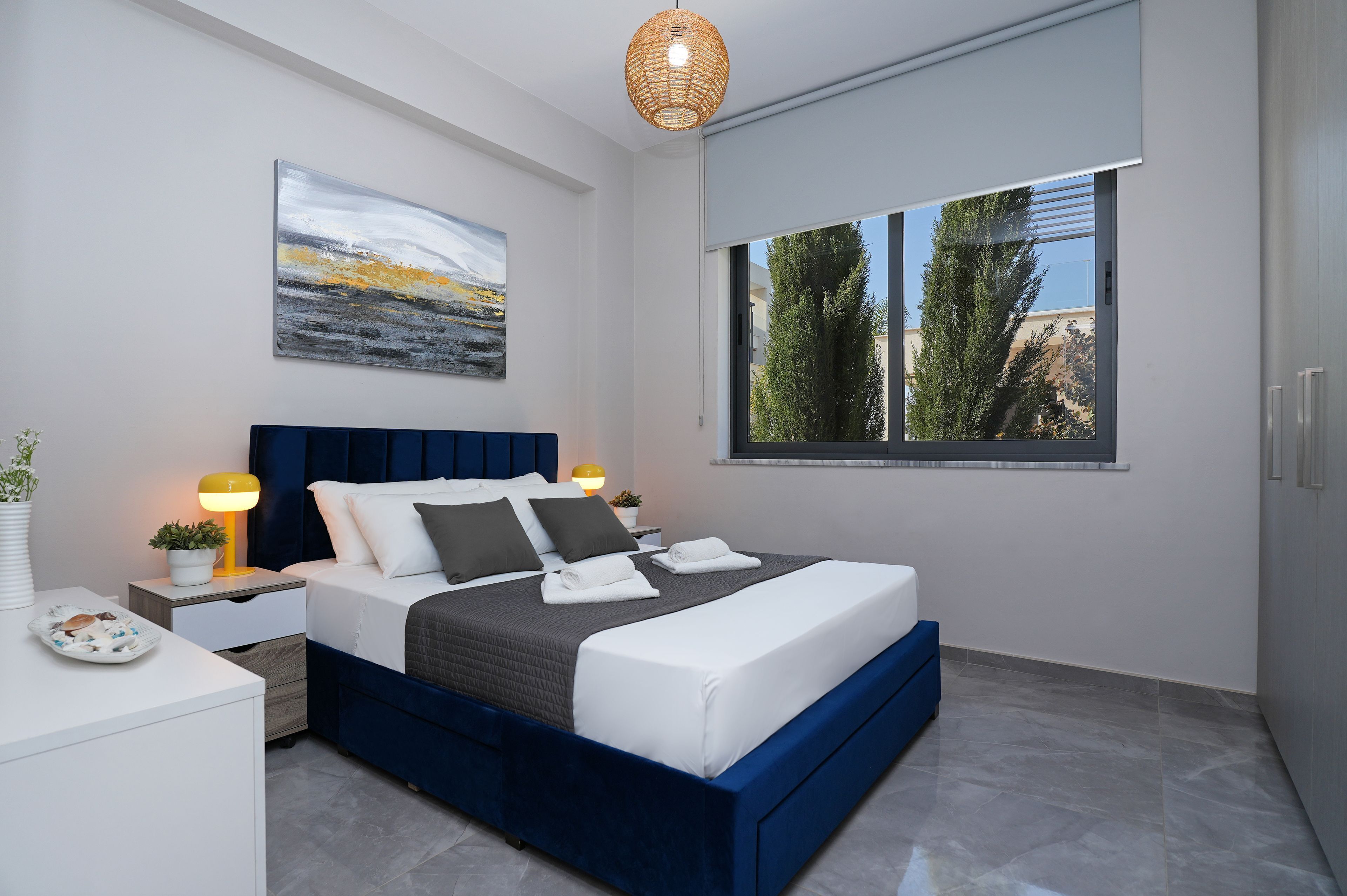 3 makuuhuonetta, silitysrauta/-lauta, internet, vuodevaatteet