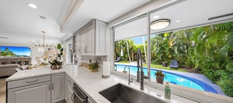 Chic 3 BR Villa with Private Pool – Fort Lauderdale