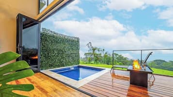 Superior Bungalow, Private Pool, Hill View | 2 bilik tidur, bar mini, peti besi dalam bilik, Wi-fi percuma